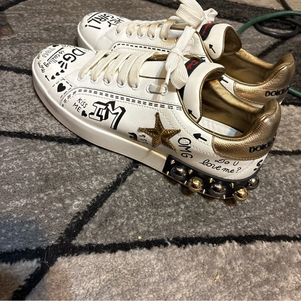 Dolce & Gabbana White Graphic Leather Lace-Up Sneakers with Red Heart - Picture 2 of 4